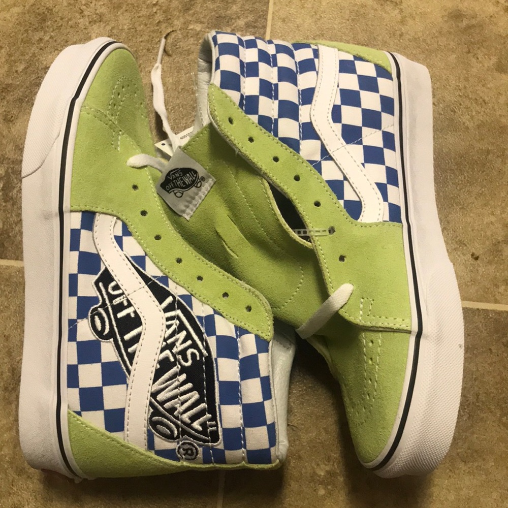 Hi-top Checkered Vans